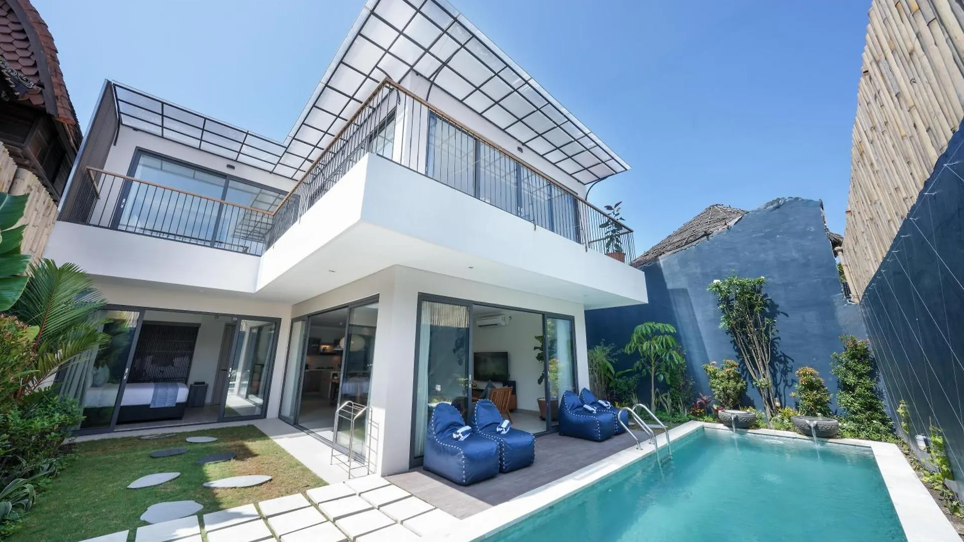 Twin Villas Drupadi 8Br Seminyak Indonézia