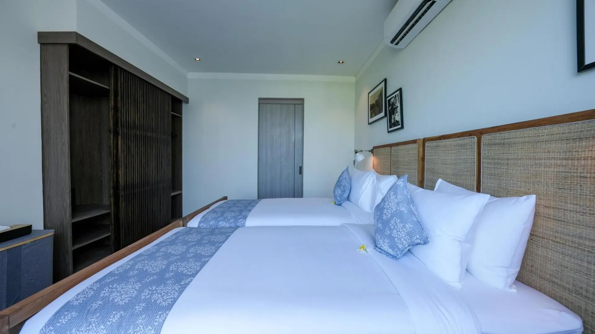Twin Villas Drupadi 8Br Seminyak